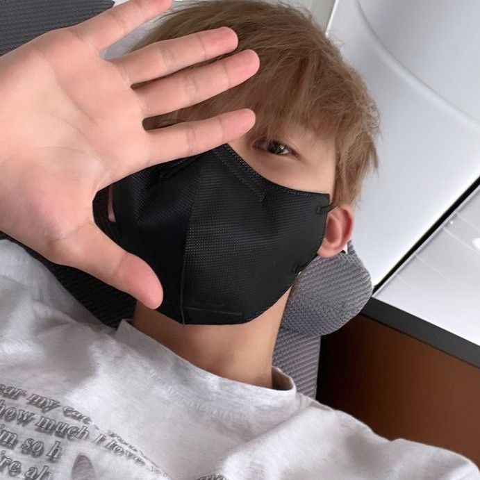sonochaeryeong's tweet photo. happy birthday to the boy I love ☆ https://t.co/hIPLCYXrXu