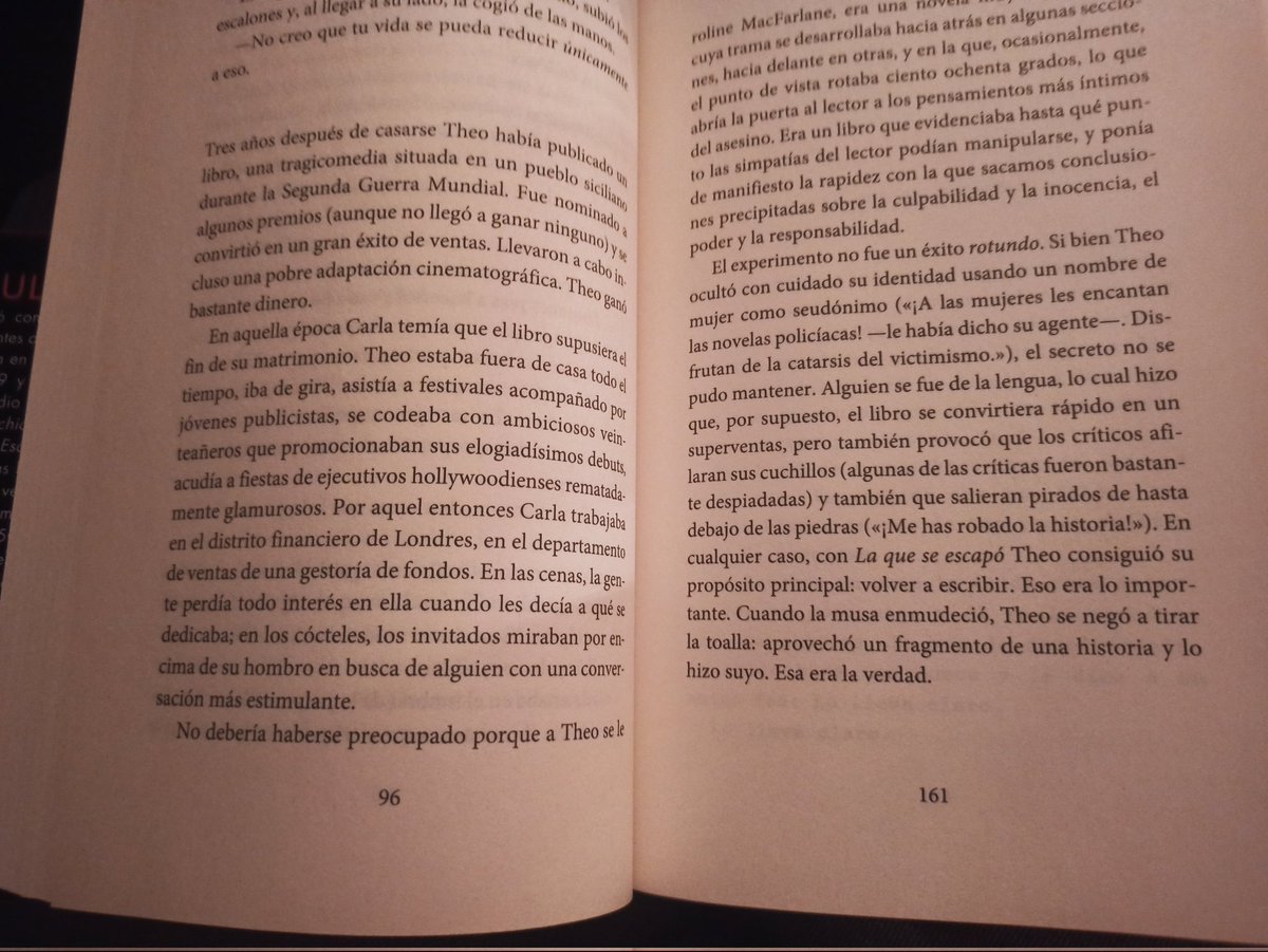 Paulabbaker1's tweet photo. @Planetadelibros he comprado un libro editado por ustedes y al leerlo me he topado con esto 🥹 https://t.co/4ovkjXJMkw