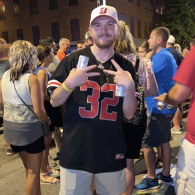 troycsomos's tweet photo. #NewProfilePic https://t.co/k05cio3b1i