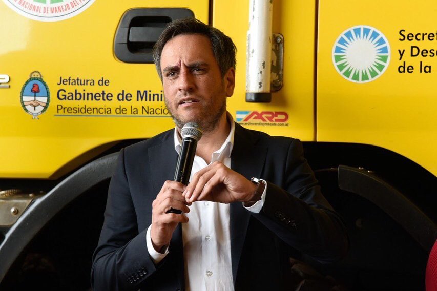 FZ_oajTXwAEnyN6?format=jpg&name=900x900