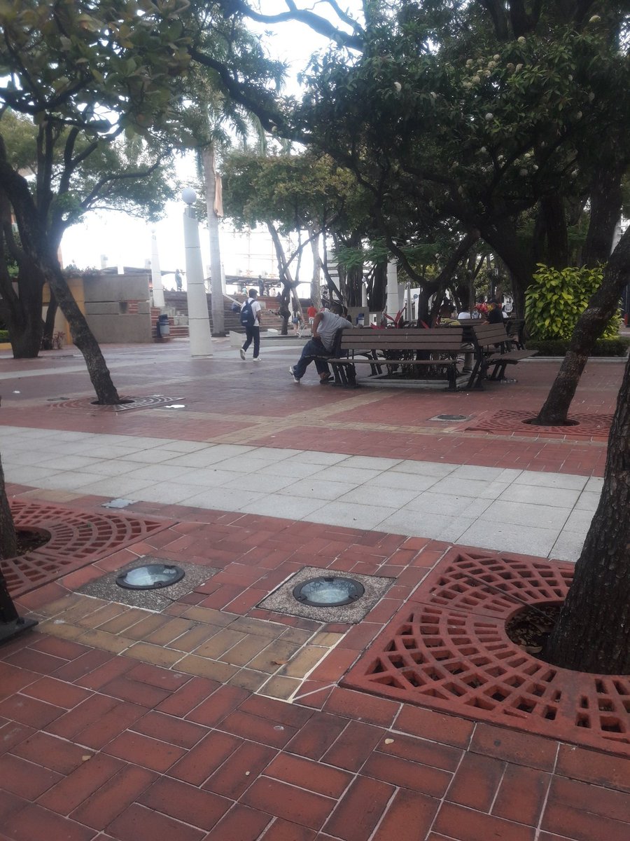 SwingersQuevedo's tweet photo. Saludos https://t.co/BcC2WvCiXa