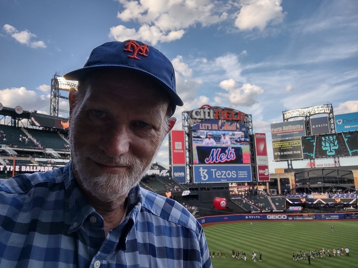 Irwin Gratz tweet media