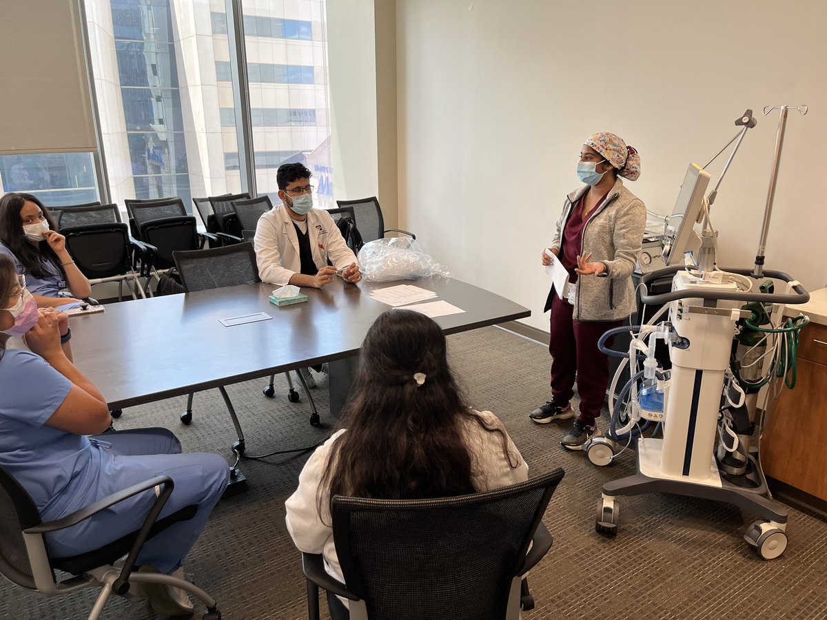 Proud of our chief for running the vent teaching session for medical students and residents! <a href="/NehaRaoMD/">Neha Rao, MD</a> <a href="/DeepaGotur/">Deepa Bangalore Gotur</a> <a href="/HMinternalmed/">Houston Methodist IM Residency</a>