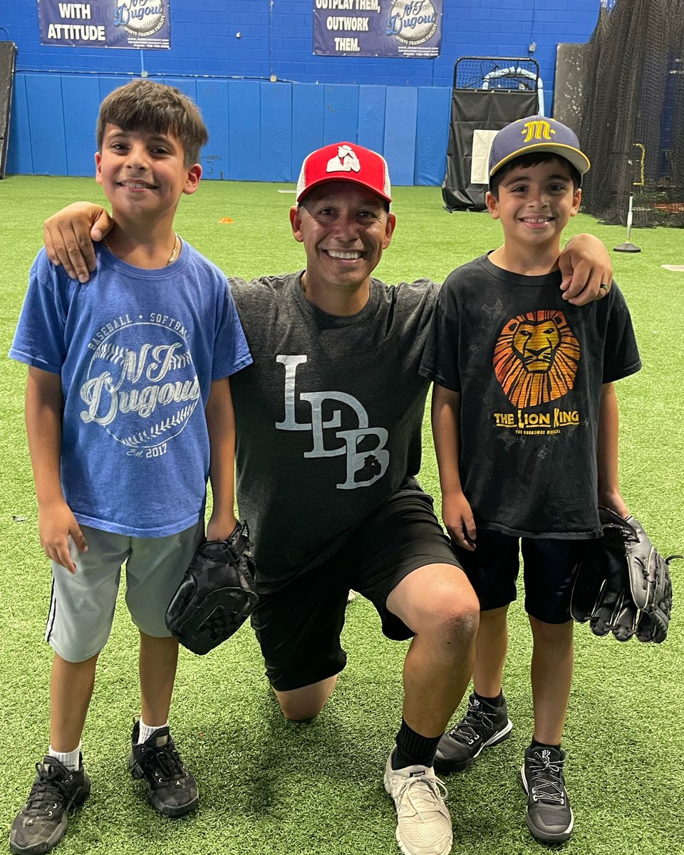 The greatest statistic will always be the SMILE 😃 

An incredible lesson with “The Basha Boys” from Marlboro, NJ this afternoon…

What a great way to end the week! 

#CoachRayAllDay #Baseball #BaseballCoach #BaseballLife #BaseballPractice #BaseballTraining #Coaching #Teamwork