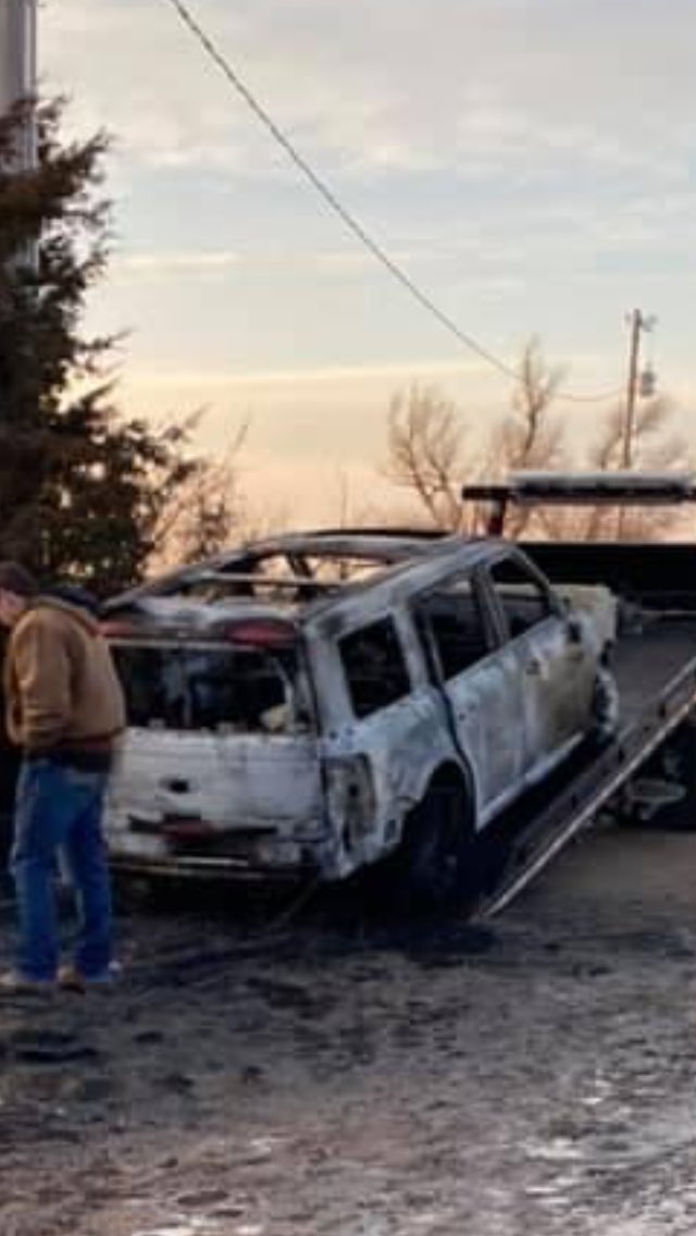 PaulDanler's tweet photo. HEY FORD IVE BEEN LIVING IN A HELL SINCE YOUR FLEX CAUGHT FIRE AND HAS COST ME MORE Than $15,000. Please send me a coupon or something. This sucks. I don’t deserve this. It wasn’t my fault your product caught fire! $$$$ @Ford @FordFleetUK https://t.co/VLKQTJFeVj