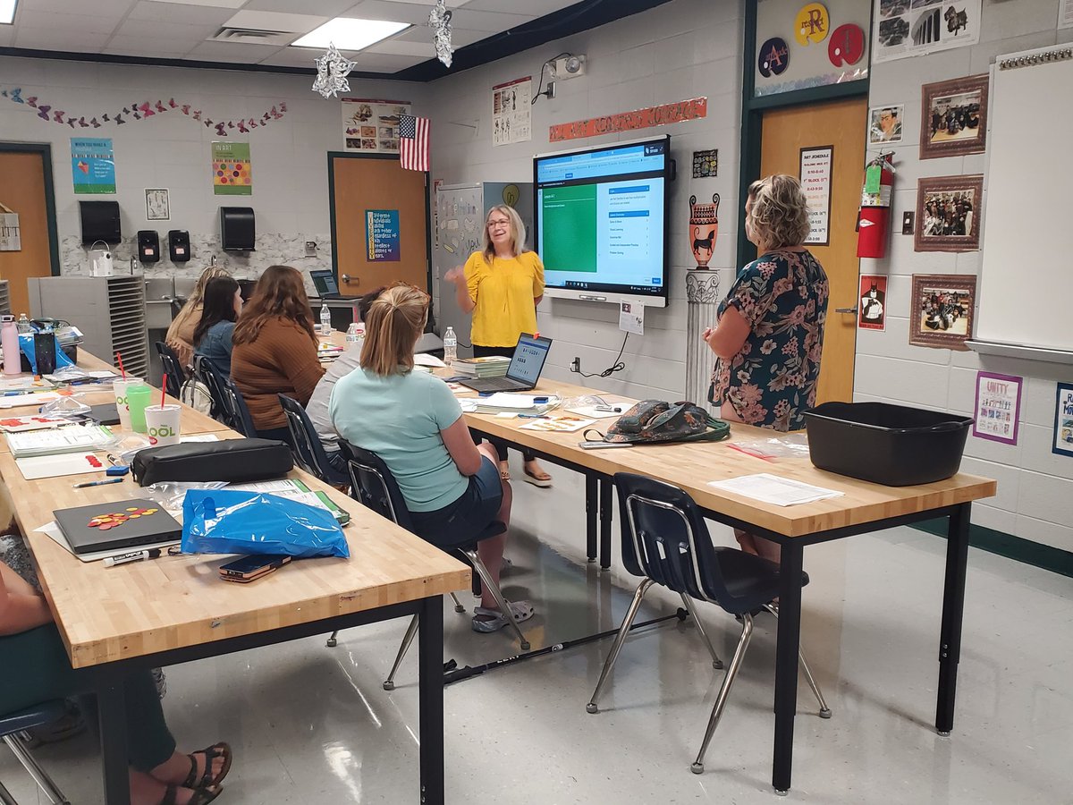 Holli_Sears's tweet photo. A pleasure to facilitate alongside @elaine_branham and @rcmommy3 on one of my favorite topics: MATH! As always, I learned so much! https://t.co/HtkDagS5Lw