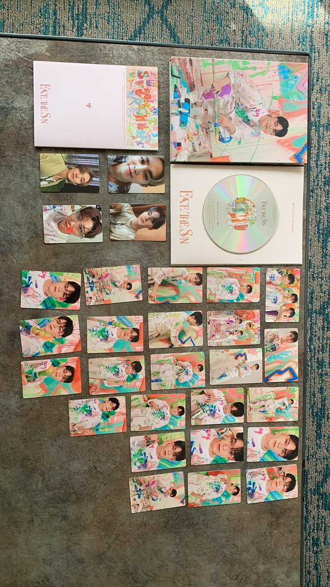 VVithVernon's tweet photo. My first album I bought from being back from Mexico and I got my Ult Bias Vernon 😭😭❤️❤️❤️❤️❤️❤️❤️❤️❤️❤️ https://t.co/ozh00ND7vA