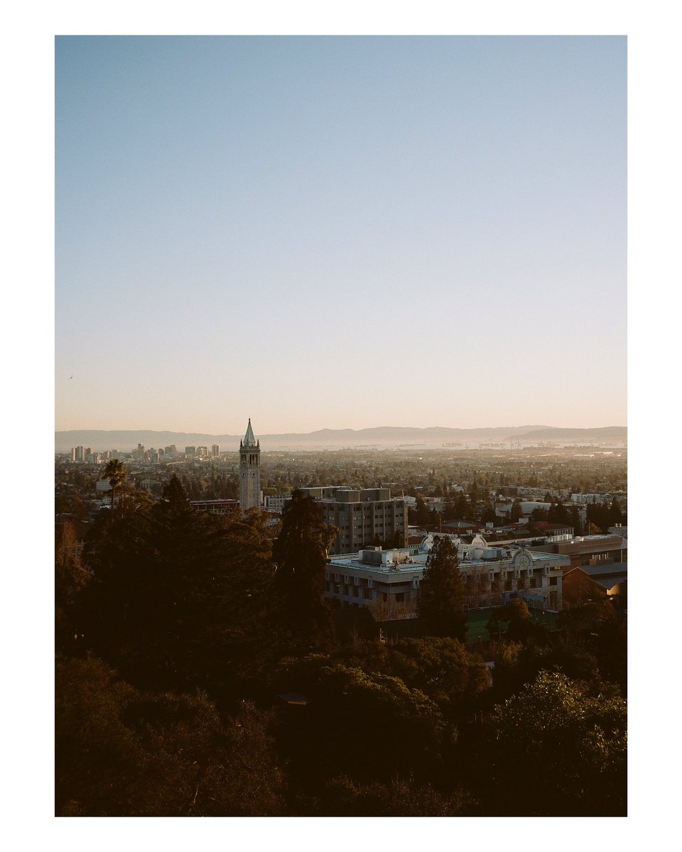 wiishisan's tweet image. @UCLA is better, but @UCBerkeley might have a better view

#mediumformatfilm #filmprocess #porta400 #120film #fujigs645s #madewithkodak #filmisnotdead #colorfilm #mediumformat #midiumformat #kodak