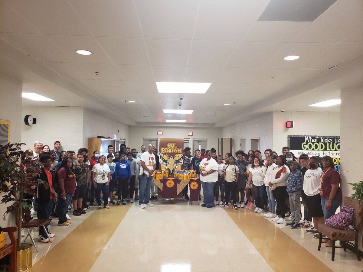 Excited about <a href="/Pisgah_Eagles/">Mt. Pisgah Middle School</a> Early College High School's college coursework sign-up celebration!!

Excellence Everyday without Excuses.....Associates Degree Loading

@SCSK12Unified @SCS_CCTE