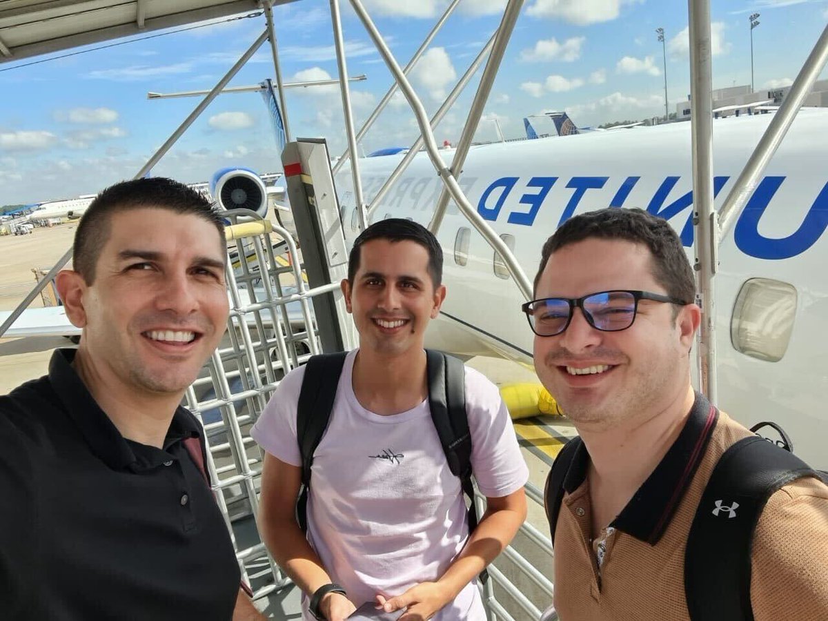 Take off! Greatness is only achieved when we allow ourselves to take risks. Today we close an amazing week, visiting clients, closing deals, opening new partnerships and opportunities. Golabs is the top tech team of teams for your most ambitious projects. Let's GO!