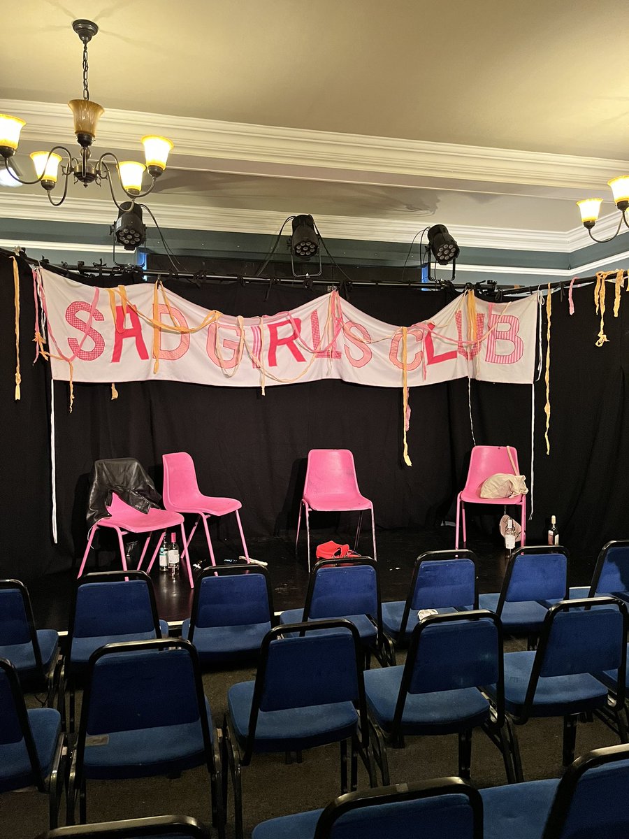 Our second show of the day was Sad Girls Club, a self help group for self proclaimed “sad girls”. To learn more, check out our live blog!

playbill.com/article/the-20…
