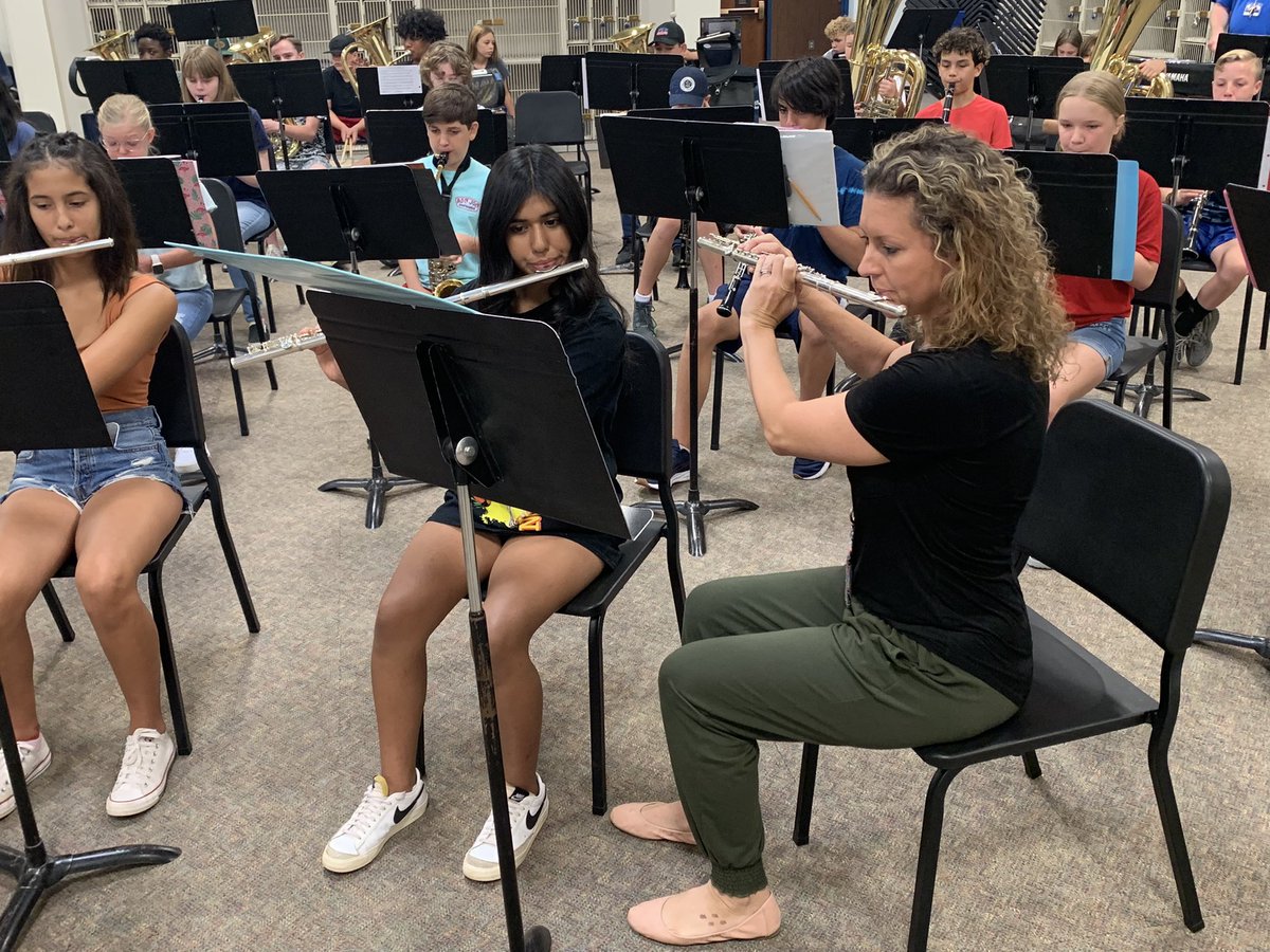 FrenshipMS's tweet photo. The FMS band putting in work this summer getting ready for the school year to start. Mrs. Click, Mrs. Sedberry, and Mr. Rhoades even came in to play with them. #theFMS https://t.co/uijXLbwmbc