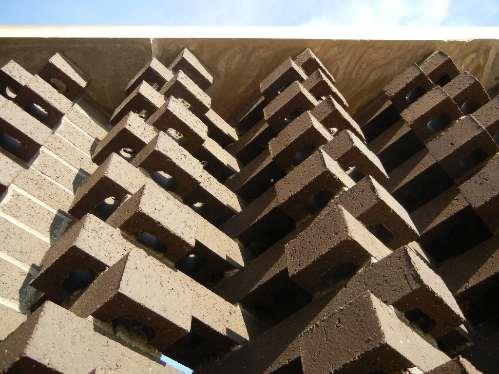 BrickIndustry's tweet photo. The DIFFERENCE is in the details 🏆️ Clay brick is the go-to building product for stand-out builds. 

More inspo: https://t.co/b5McRqxfDz

📸: Brian T. - International Masonry Institute

#brickdesign #architecturelover #buildwithbrick #gobrick https://t.co/w4iG7j4OyI