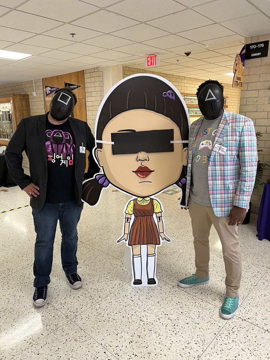 I always love how <a href="/annvega/">annvega</a> <a href="/McHiPride/">Dr. Albert Canales</a> and the crew at <a href="/McAllenISD/">McAllen ISD</a> go all out for a theme. #TECHnovate22