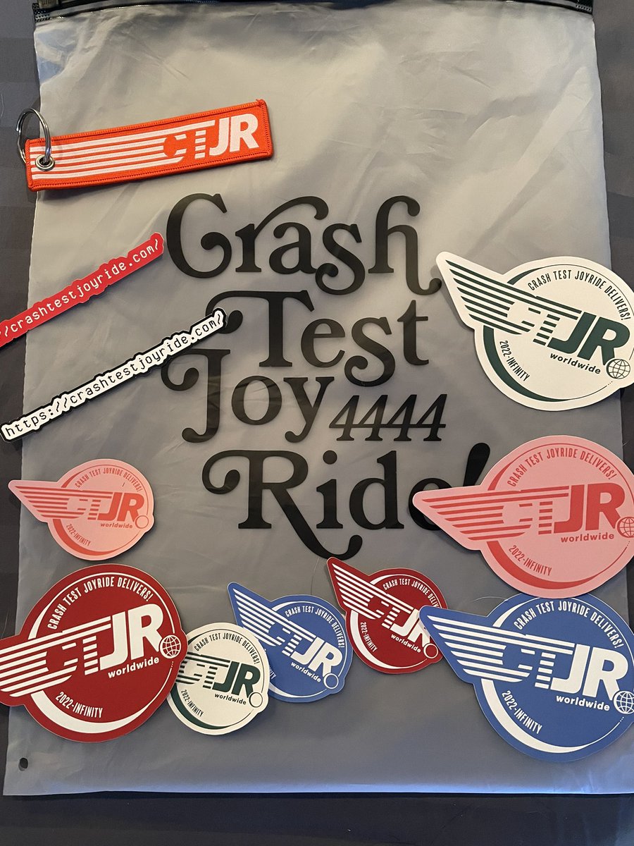 MrWizardsss's tweet photo. Damn @CrashTestNFT continues to impress me๐ you can just tell their first priority was quality when it came to Azaleas๐ฅ Everything from the packaging to the stitching is top notch. Order yours while you can๐ช first nft rug I was excited for๐ https://t.co/K9e8HCzzDh