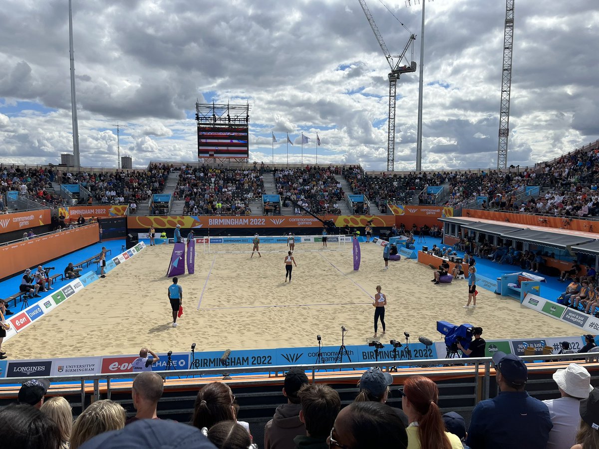LHeyMarketing's tweet photo. Beach Volleyball in the sunshine! Go England 🏴󠁧󠁢󠁥󠁮󠁧󠁿 🏝☀️

#CommonwealthGames22 #beachvolleyball #B2022 https://t.co/LCPmieRBfI