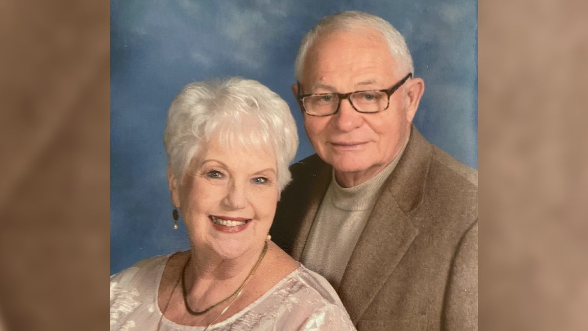 nbcwashington's tweet photo. Update: The two people who died after an apparent lightning strike near the White House were great-grandparents visiting from Wisconsin for their 56th wedding anniversary, a relative said. “Both would do anything for their family and friends.” https://t.co/Fji4imDV7E https://t.co/uPcWzEQ4vf
