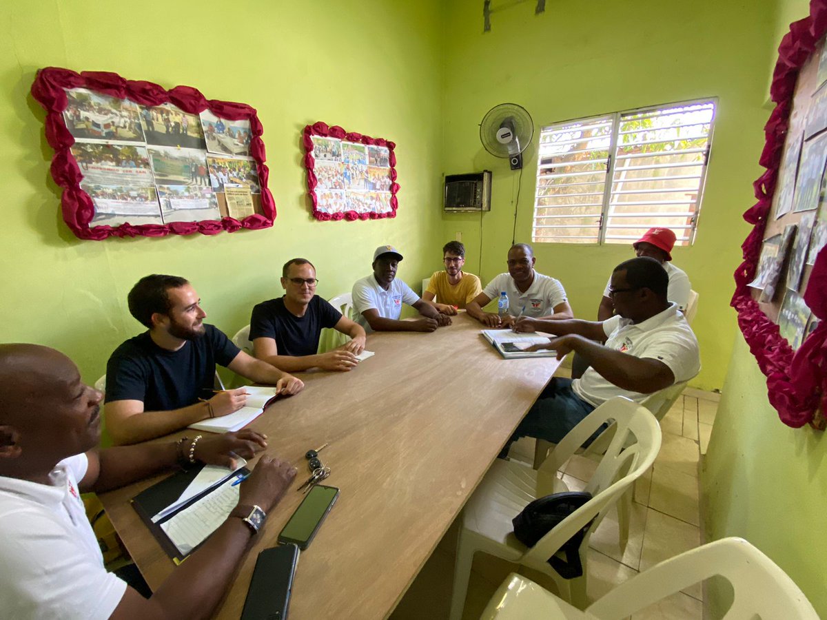 CAMINOSsinplastico tweet media