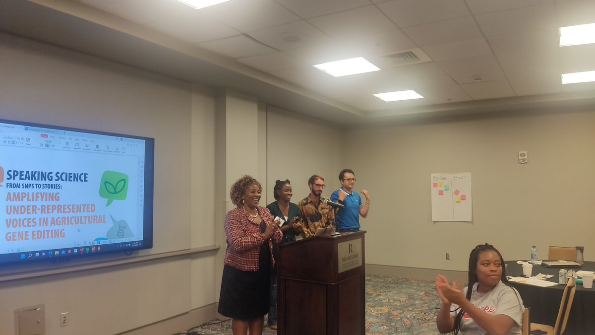 crisnieto's tweet photo. 🧾I got my diploma! Amazing days at the #scicomm whorksop meeting awesome people!📜 @ScienceAlly @FoundationFAR #BiotechRocks #GeneEditing https://t.co/v3ZKxbcLnH