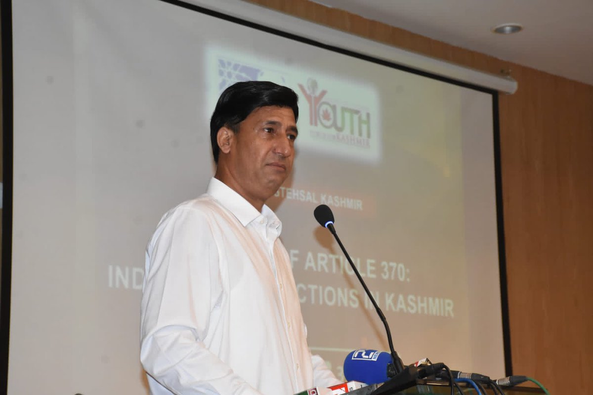 HameedAPHC's tweet photo. Speaking at a seminar on the occasion of #ExploitationDay in Islamabad.
#Kashmir
#NoEndToRepressionInIIOJK
#5August_Youm_e_Istehsal
#5AugustBlackday
#5Aug_BlackDayForIIOJK https://t.co/5cAqw8LTgo