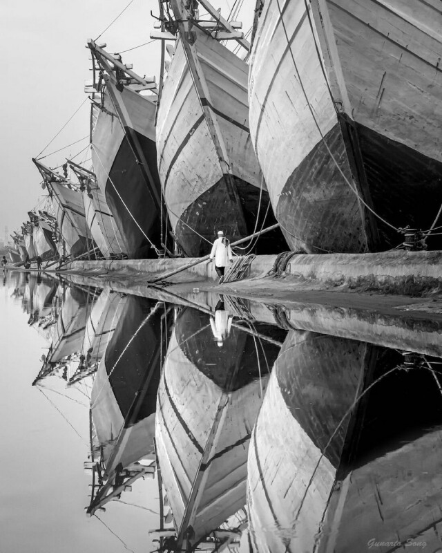 3t21Zv83r8mUBZn's tweet photo. Harbor of Jakarta.

Photographer Gunarto Song https://t.co/dXd8tIWN8U