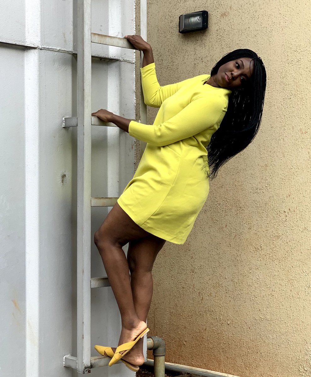 Nothing much, just something beautiful for your timeline💛💛

Shop via our website for sweet deals🏷
Shop Nigerian brands at ANEEQUE 🛍 
.
#aneeque #bellanaija #lekkiwives #lagosfashion #africanfashion  #lagosbabes #aneequeng #wardrobeessentials #onlineboutique #womenclothing