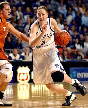 NewmanJetsWBB's tweet photo. Also… For those following along. That means the 🐐 is headed back to Manhattan! @nicole_ohlde @kstatesports @KStateWBB https://t.co/jSE5Vv449d