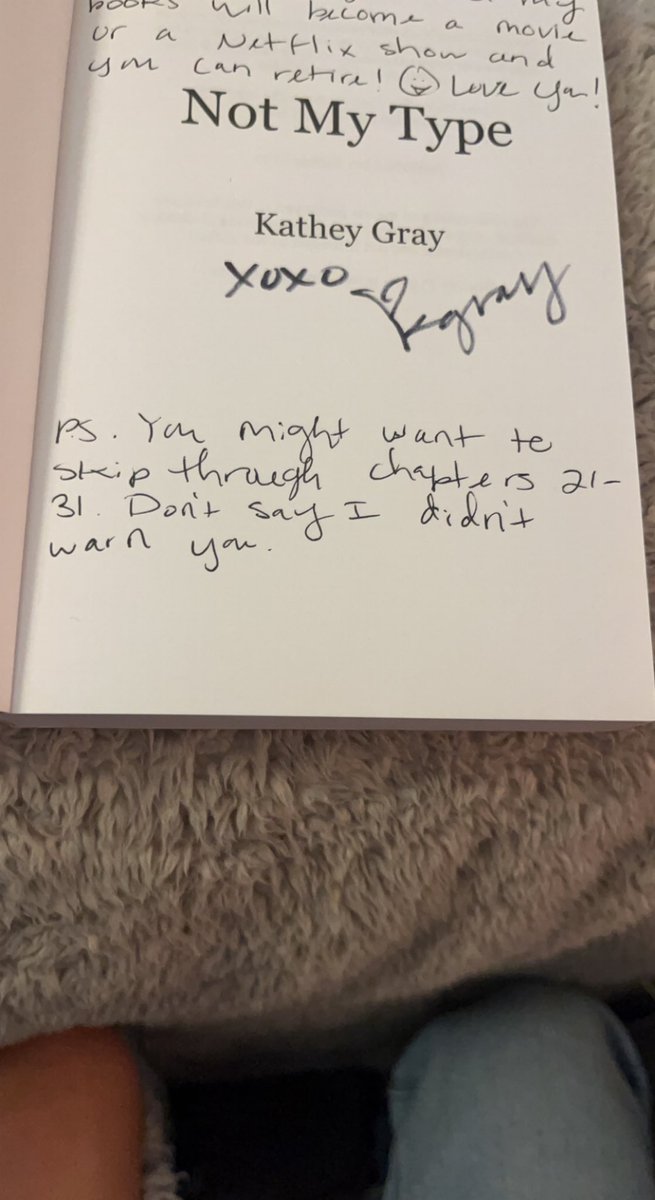 unstoppablegray's tweet photo. When you sign a book for your dad.🤦🏻♀️😂 #romanceauthorproblems #notmytype🤠 #orangeflags https://t.co/opoylwh5YH