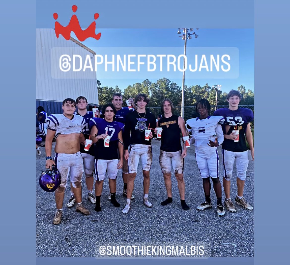 DaphneFBTrojans's tweet photo. #nothinglike #smoothieking🥤 after #fridaymorningpractice 🙏 @SmoothieKing_ES https://t.co/E2bI0Clz3Z