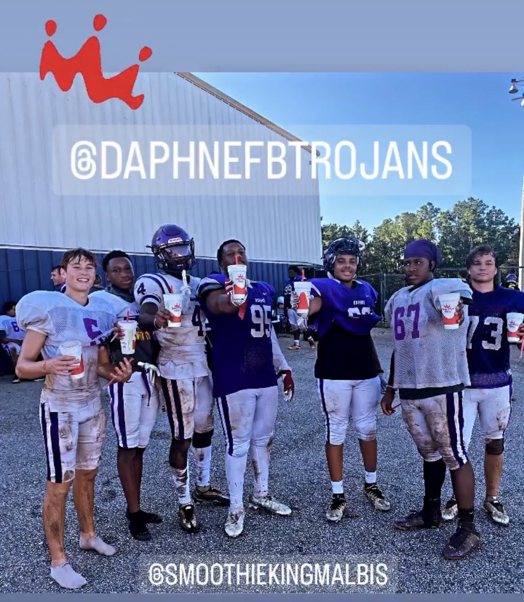DaphneFBTrojans's tweet photo. #nothinglike #smoothieking🥤 after #fridaymorningpractice 🙏 @SmoothieKing_ES https://t.co/E2bI0Clz3Z