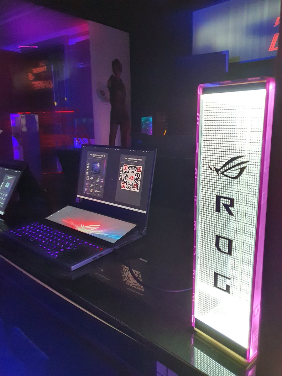IAxKxP's tweet photo. #TEAM_ROG https://t.co/R4CfRCGQCd