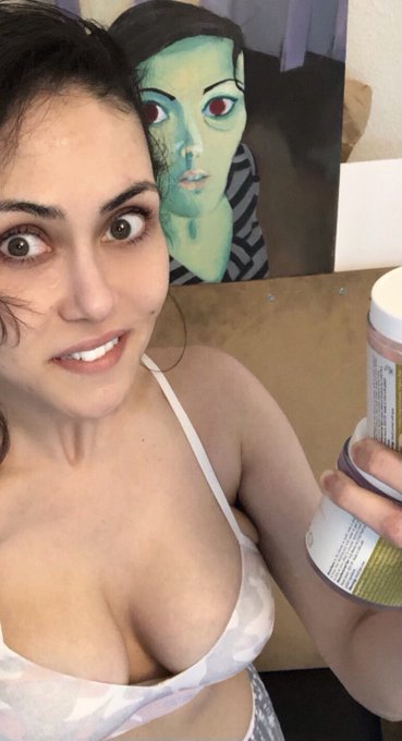 I&rsquo;ve reached my goal, which means new photos for hoarder fans! Jk (partially😉)  Brand new #photos #unfiltrd<a href="/tag/photos"class="tags"><span>#photos</span></a><a href="/tag/unfiltrd"class="tags"><span>#unfiltrd</span></a>