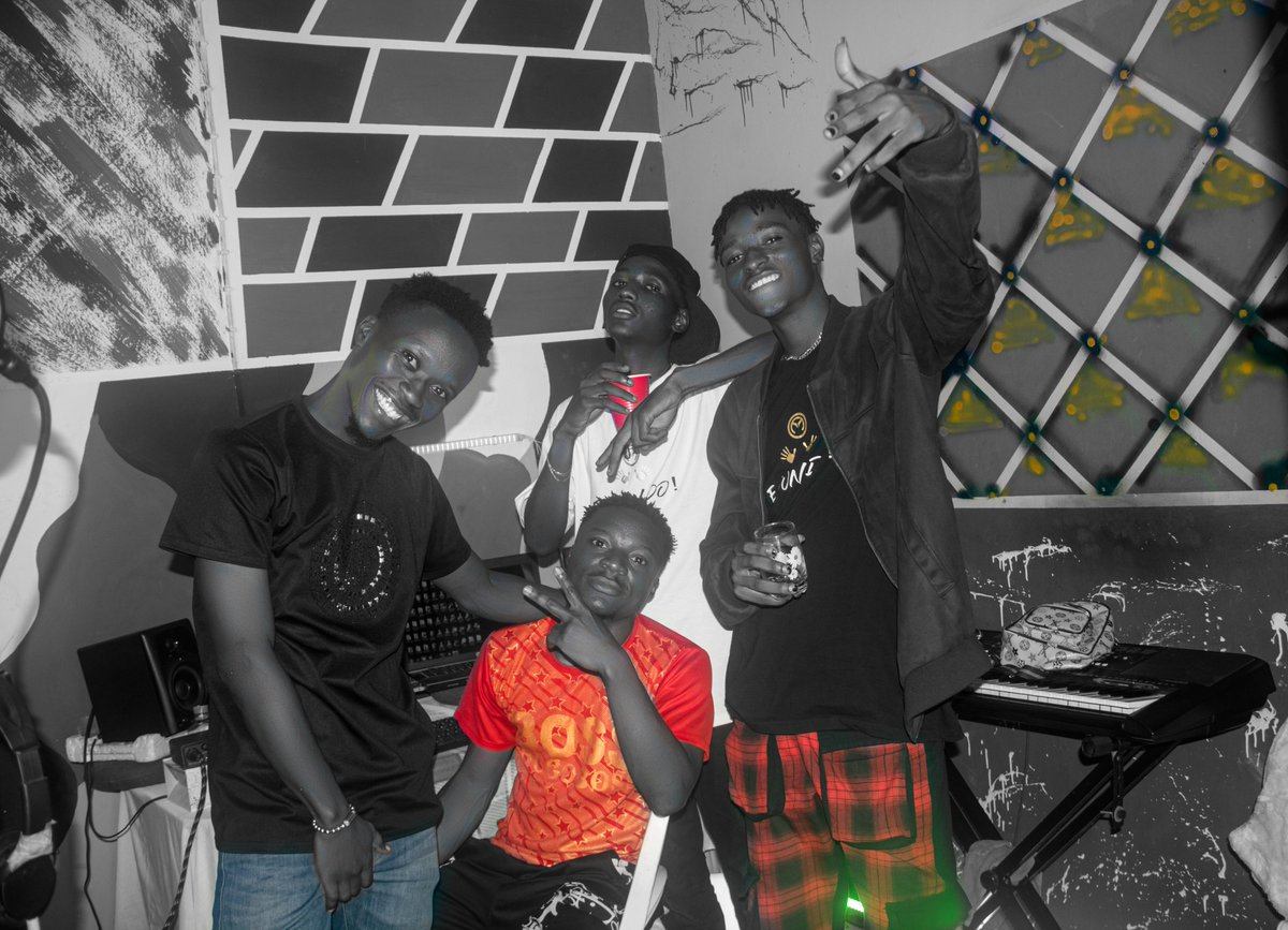 RuguJames's tweet photo. #Ashawo Dey Learn Work for Where #Gudu Dey...
New Single Off My Album ALPHA OTW
#GUDU ft @Twize_ng 

#Ashawo
#Kuda https://t.co/uIYCwel8AO
