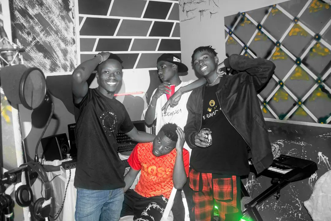 RuguJames's tweet photo. #Ashawo Dey Learn Work for Where #Gudu Dey...
New Single Off My Album ALPHA OTW
#GUDU ft @Twize_ng 

#Ashawo
#Kuda https://t.co/uIYCwel8AO
