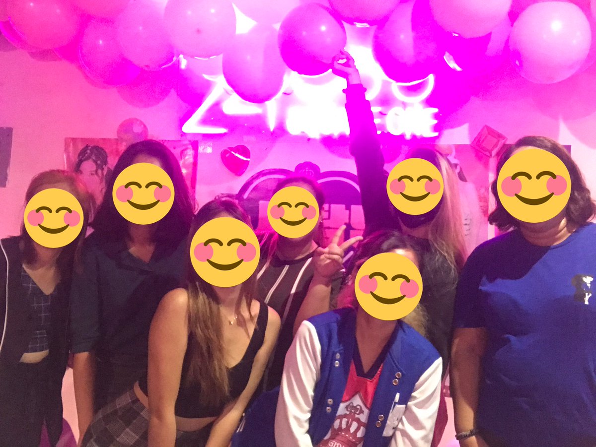 emergen_ssi's tweet photo. I will fangirl tomorrow bec im so drained from the cse but i had so much fun! Thank you so much @cafe_squareone for hosting the event!! 💖💖💖 https://t.co/kQnfFOj9oX