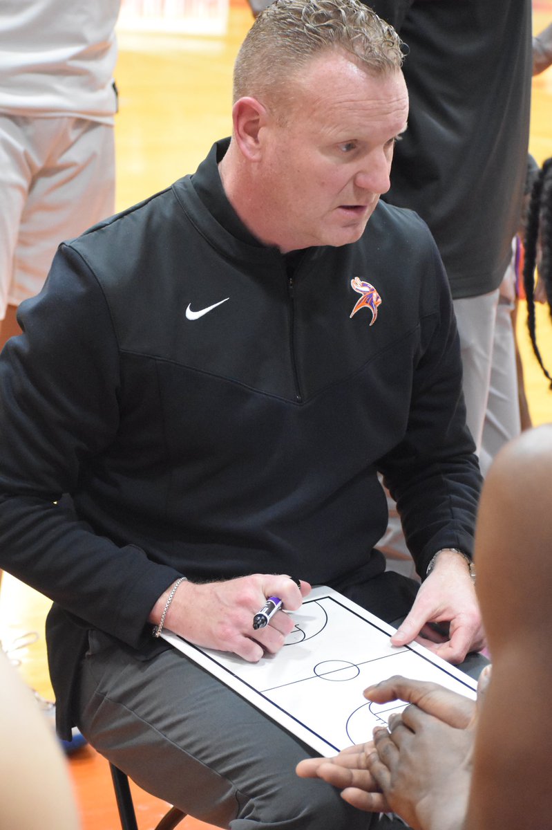 MVC Men’s Basketball tweet media