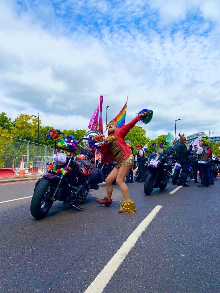 thepleasureproj's tweet photo. On July 2nd The Pleasure Project had the immense joy of attending the ‘Pride in London’ march 🏳️‍🌈🏳️‍⚧️ follow the link in our bio to read ✨Amanda Kamanda’s✨ blog of her first Pride in London with the SRHM journal ➡️ #pleasurematters #beuniversal @SRHMJournal https://t.co/4JqzheFcSk