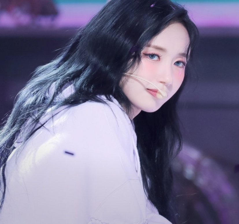 chaeinyonggg's tweet image. stop.