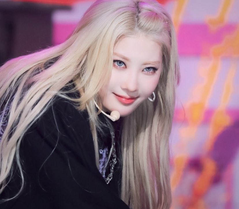 chaeinyonggg's tweet image. stop.