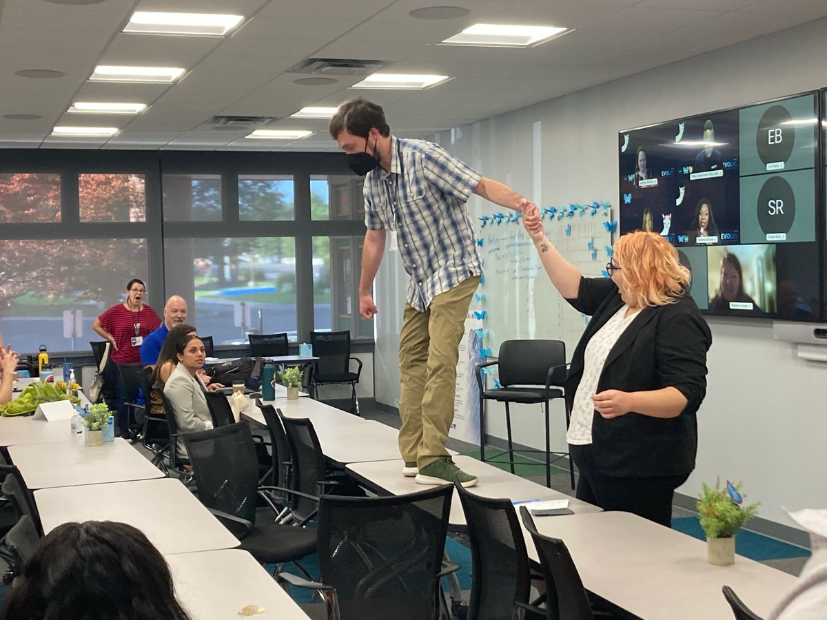 AcademyatWGU's tweet photo. Congratulations to our 2022 Summit winners! From recognizing the hard work of our fellow colleagues to "wowing" the crowd with incredible eye-popping tricks! 

(No coworkers were hurt during the filming of this summit...)

#academyatwgu #wgu #summitawards #workculturematters https://t.co/lPEjAfsKwr