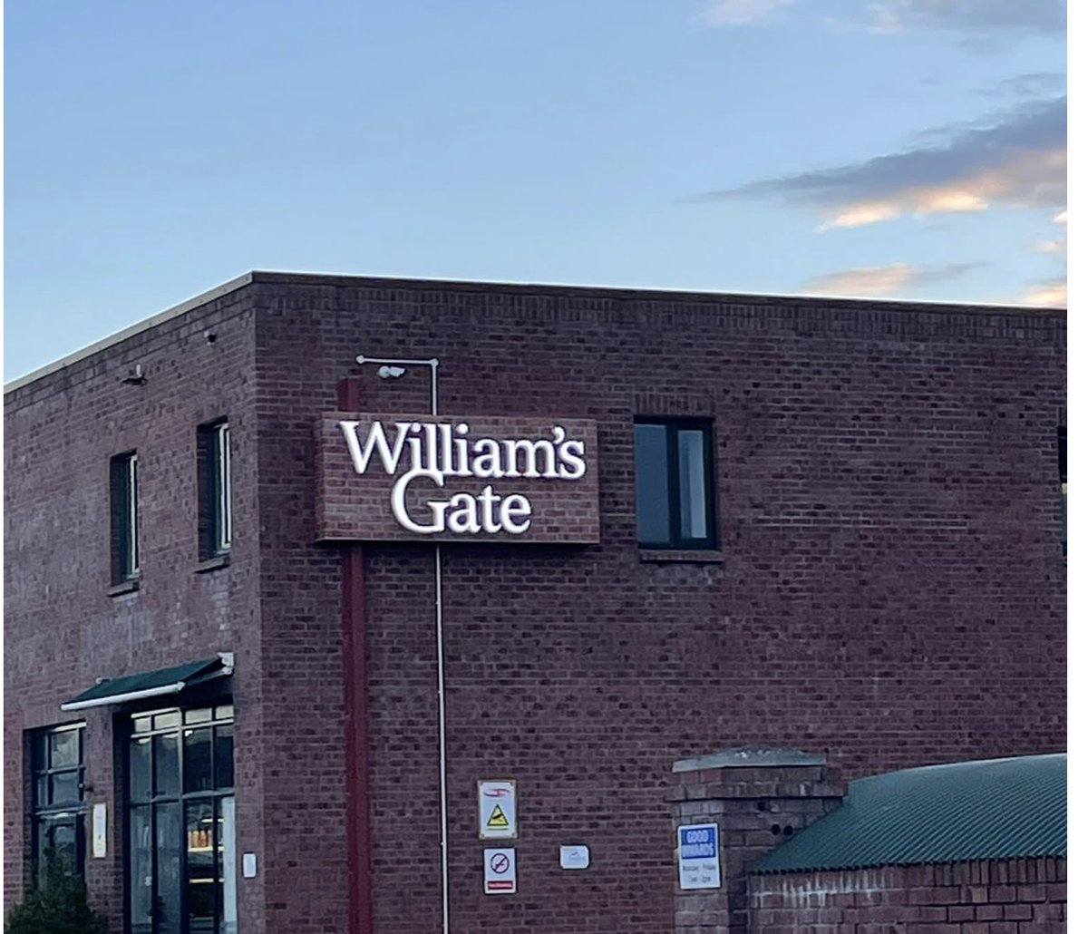 Williams Gate tweet media