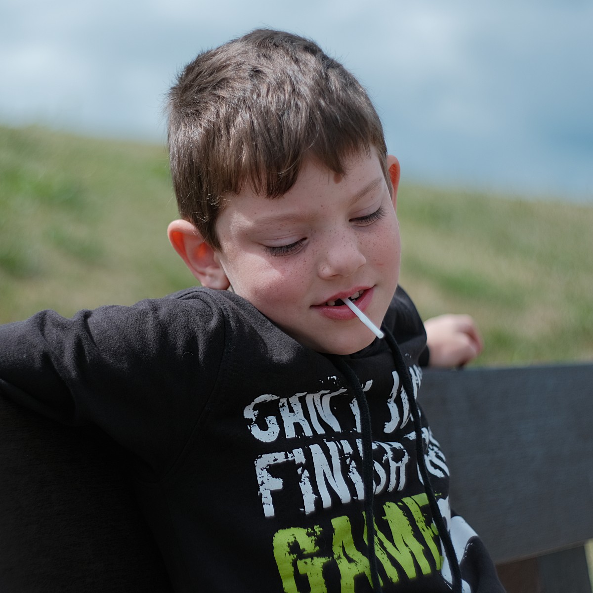 markyboyo's tweet photo. My boys enjoying life.
Fujifilm X-T3 with Yashica 5cm F/2
#Fuji #Yashica #Vintage #LeicaMonochromV3 #ColourChrome #Recipes https://t.co/yNds5MrJYe