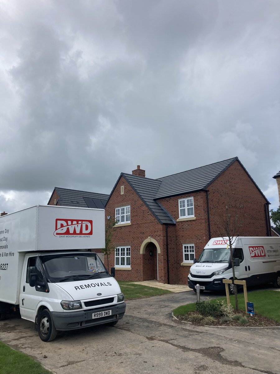DWDDaveWoodruf1's tweet photo. Busy on Cottam today for Moving ๐ฆ๐
#movinginday #removals https://t.co/Lt9teBQpGm
