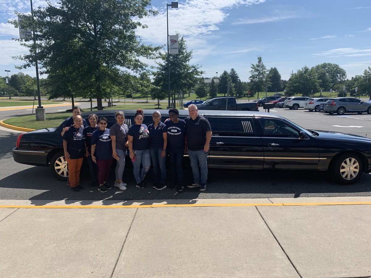 PatriotPioneers's tweet photo. Our hardworking custodians headed to lunch in style!  Thank you for all you do to keep our school beautiful. Thank you Choice Limosine for providing top notch services!
⁦@ChoiceLimo_DMV⁩ https://t.co/q7UAo3adW4