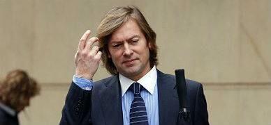 NarSpaniaTietra's tweet image. El Juez #Pedraz próximo a cometer un delito, por entregar a dos españoles inocentes a la #JusticiaFrancesa, basándose en las órdenes europeas de detención y entrega (#OEDE) falseadas por #Francia.
Esperamos que el @justiciagob se haga eco de la noticia.
elconfidencialdigital.com/articulo/la_vo…