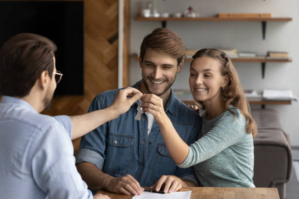 Alquiler inmobiliario👇

No corras riesgos en tus inversiones inmobiliarias, te ayudamos con el alquiler de tus inmuebles✔

Disponemos de bases de datos de clientes con inquilinos y garantías de pago, siendo solventes✔

¿Necesitas información?😊

#AlquilerInmobiliario