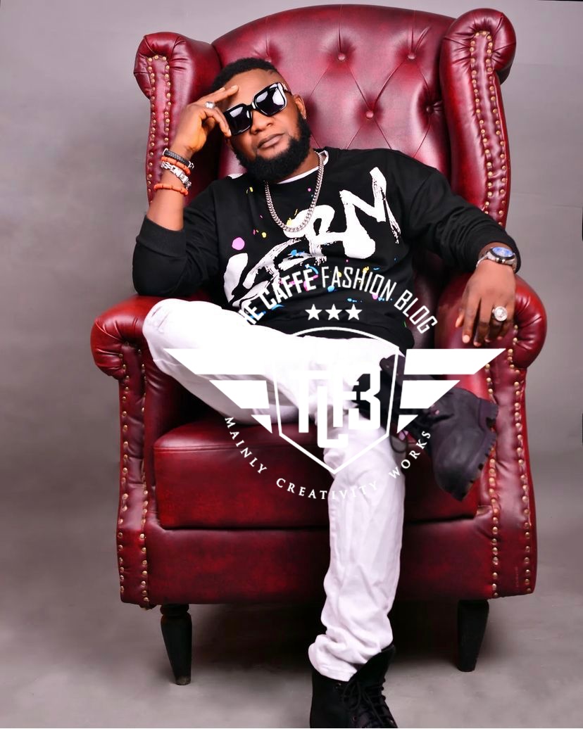thecaffeblog's tweet photo. Happy Birthday
The Caffè Fashion Blog Officially Wishes Nigeria Ever Long Lasting Afro Sound Musician Mr Jazzman Olofin A Happy Birthday - Curtesy The Caffè Fashion Blog.
Jazzman Olofin. https://t.co/iSTZadjkiB