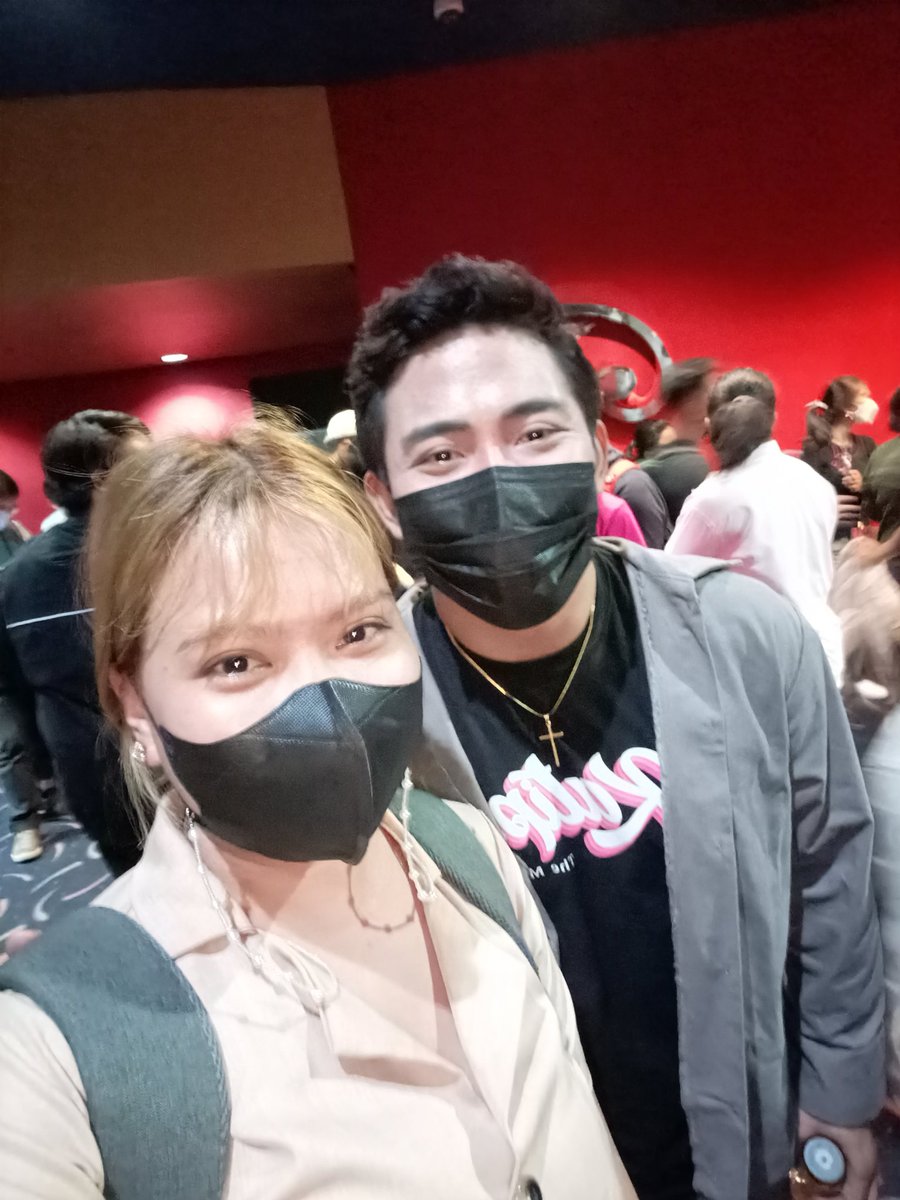 xligayours_'s tweet photo. Bumped with the bardarista @SirRenzSaavedra #KatipsTheMovie https://t.co/2fKq00obIL