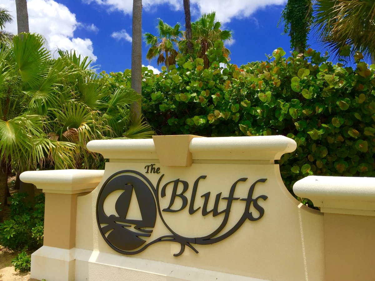 ParadiseSharks's tweet photo. Neighborhood Market Update of the Week; Bluffs Jupiter

https://t.co/k4aiKwS0sb

#bluffsjupiter https://t.co/WeCNFzBuus