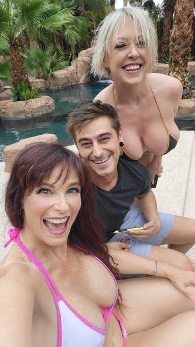 I love my days when I get to work with people I adore! @DeeWilliamsXXX @MWRigger @CMVXMEDIA #MattIsBack<a href="/tag/bdsm"class="tags"><span>#bdsm</span></a><a href="/tag/rigger"class="tags"><span>#rigger</span></a><a href="/tag/mattisback"class="tags"><span>#mattisback</span></a>